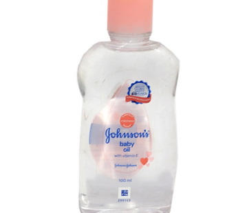 Johsons Baby oil with Vitamin E Of 100ml